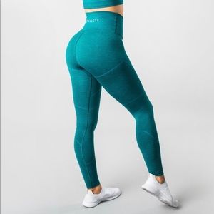 *SOLD* NWT ALPHALETE REVIVAL R6 LEGGINGS - TEAL